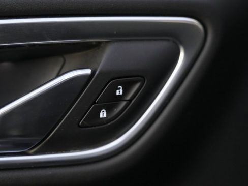 Used 2021 GMC Yukon XL SLT w/ SLT Luxury Plus Package image 29