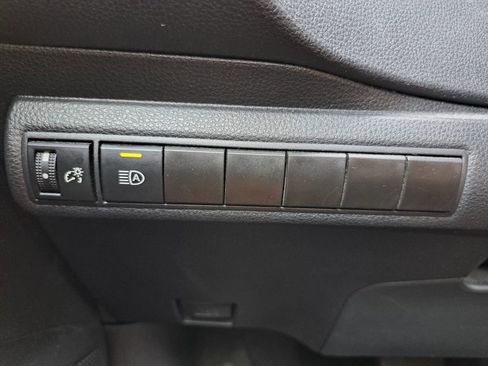 Used 2024 Toyota Corolla LE image 15