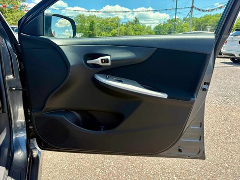 Used 2012 Toyota Corolla S FWD image 13