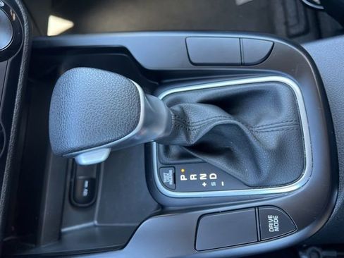 Used 2024 Kia Soul LX w/ Option Group 015 image 15