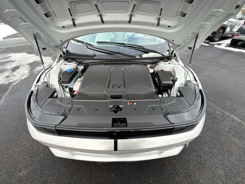 New 2026 Hyundai Ioniq 5 Limited image 28