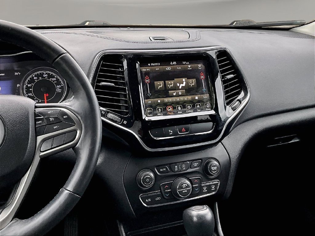 Used 2019 Jeep Cherokee Limited AWD/4WD image 11