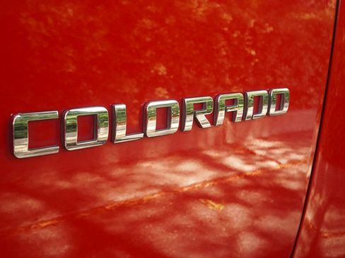 Used 2019 Chevrolet Colorado LT w/ LT Convenience Package RWD image 42