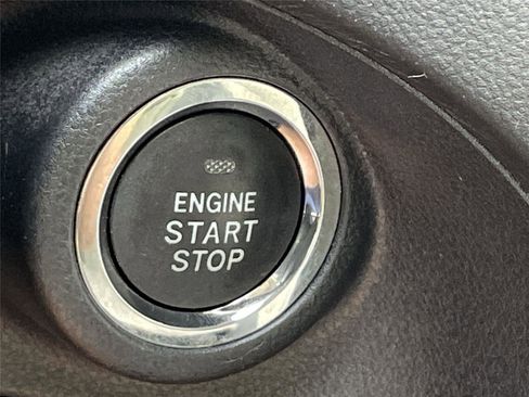 Certified 2023 Subaru Forester Premium AWD/4WD image 30
