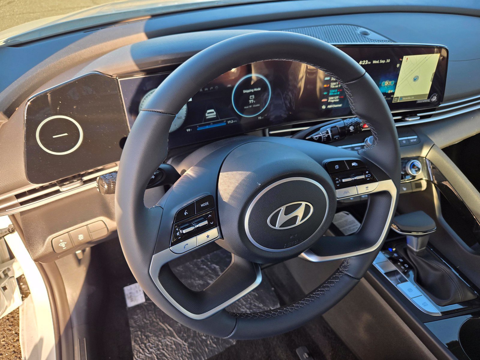 New 2026 Hyundai Elantra Limited FWD image 9