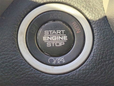 Used 2019 RAM 2500 Laramie image 34