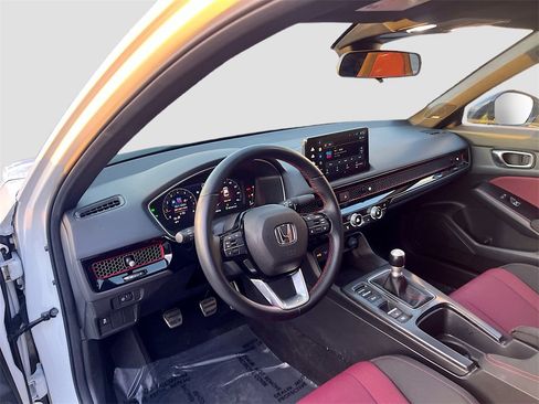 Used 2025 Honda Civic Si image 9