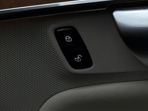 Used 2020 Volvo XC90 T6 Inscription w/ Protection Package Premier image 43