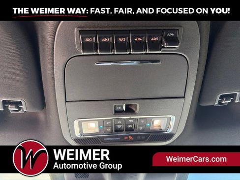 Used 2025 Ford F150 Raptor AWD/4WD image 46