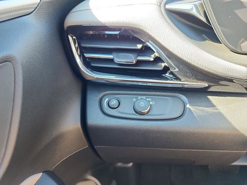 New 2026 Buick Envista Avenir image 19