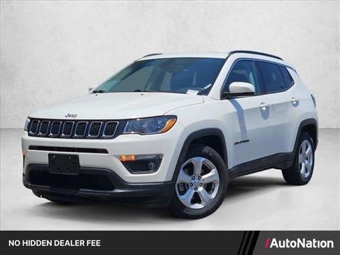 Used 2019 Jeep Compass Latitude w/ Popular Equipment Group FWD image 1