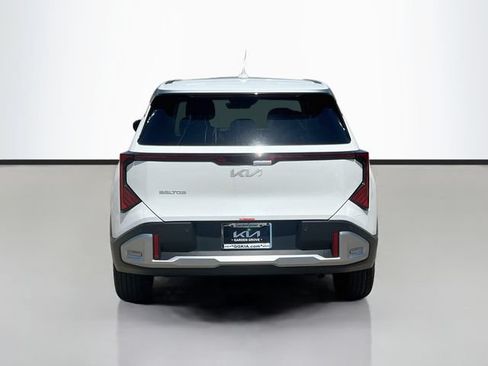 New 2027 Kia Seltos S FWD image 6