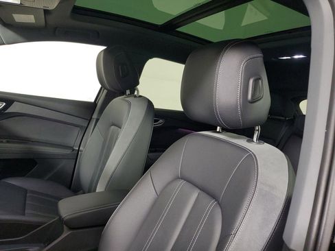 Used 2023 Audi Q4 e-tron Premium Plus w/ Premium Plus image 22