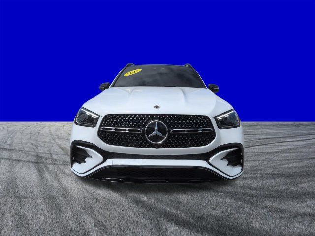Used 2025 Mercedes-Benz GLE 450e 4MATIC image 9