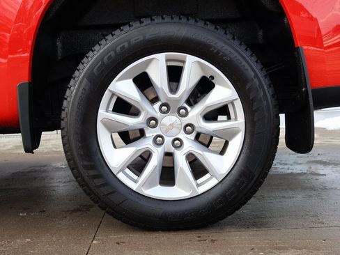 Certified 2022 Chevrolet Silverado 1500 Custom image 40