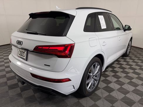 Used 2023 Audi Q5 e Premium Plus w/ Premium Plus Package AWD/4WD image 9