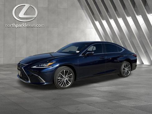 Certified 2024 Lexus ES 350 w/ Premium Package image 3