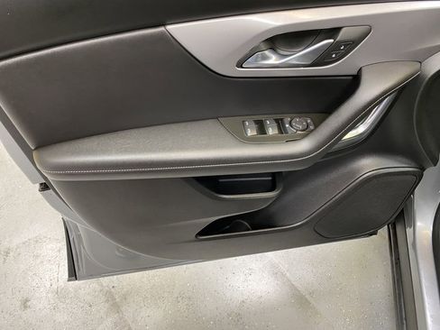 Used 2025 Chevrolet Blazer LT FWD image 20