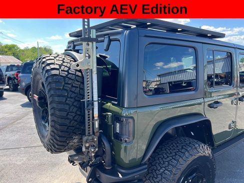 Used 2021 Jeep Wrangler Unlimited Rubicon AWD/4WD image 24