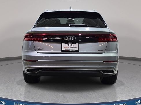 Used 2023 Audi Q8 Premium AWD/4WD image 7