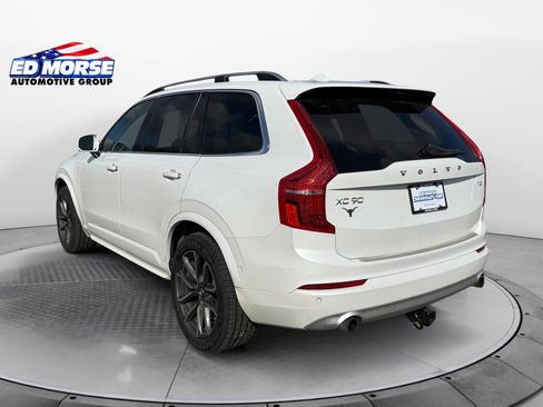 Used 2018 Volvo XC90 T5 Momentum w/ Convenience Package FWD image 3