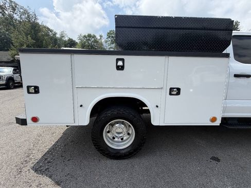 Used 2024 Ford F350 XL w/ XL Chrome Package AWD/4WD image 13
