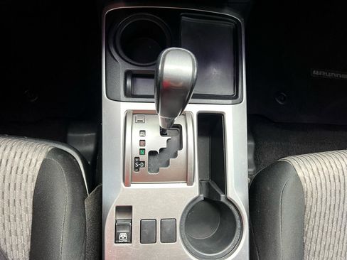 Used 2021 Toyota 4Runner SR5 image 30