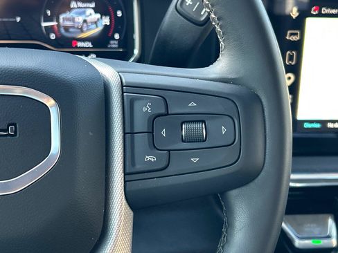 Used 2025 GMC Sierra 2500 Denali w/ Denali Reserve Package AWD/4WD image 28