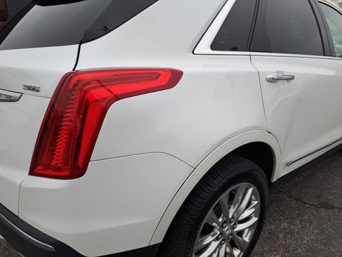 Used 2017 Cadillac XT5 Platinum image 18