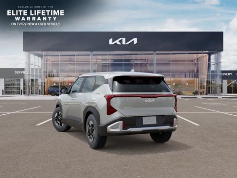 New 2027 Kia Seltos LX FWD image 5