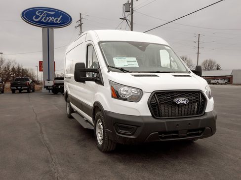 New 2026 Ford Transit 250 148 Medium Roof image 9