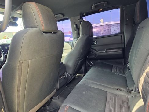 Used 2023 Nissan Frontier PRO-4X w/ Pro Convenience Package AWD/4WD image 10
