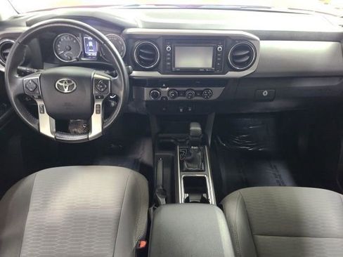 Certified 2019 Toyota Tacoma SR5 AWD/4WD image 24