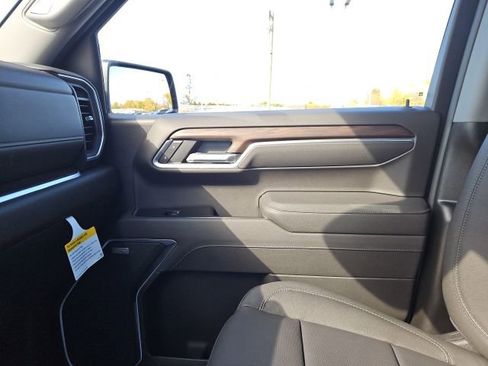 New 2026 GMC Sierra 1500 SLT w/ SLT Premium Plus Package image 41