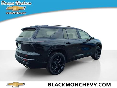 Used 2024 Chevrolet Traverse RS w/ LPO, Floor Liner Package AWD/4WD image 3