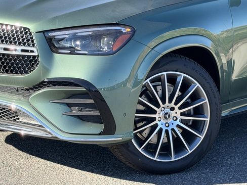 New 2025 Mercedes-Benz GLE 580 4MATIC image 4