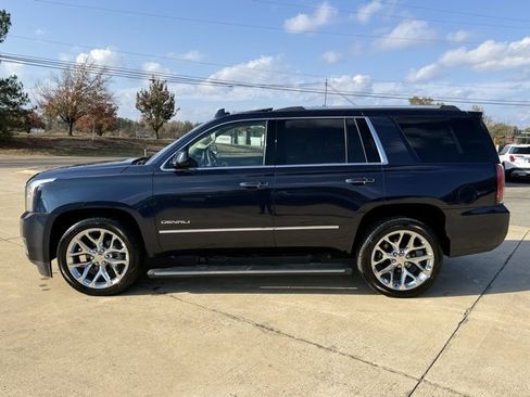 Used 2017 GMC Yukon Denali w/ Open Road Package image 2