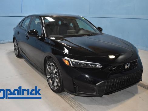 Used 2025 Honda Civic Sport image 1