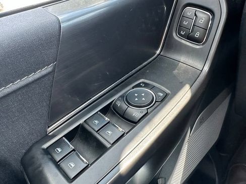 Used 2024 Ford F150 Lariat AWD/4WD image 24