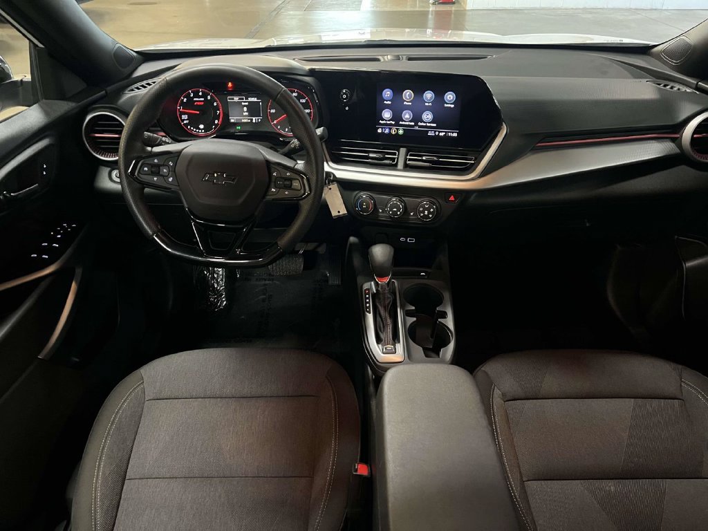 Used 2024 Chevrolet Trax RS w/ Driver Confidence Package FWD image 12