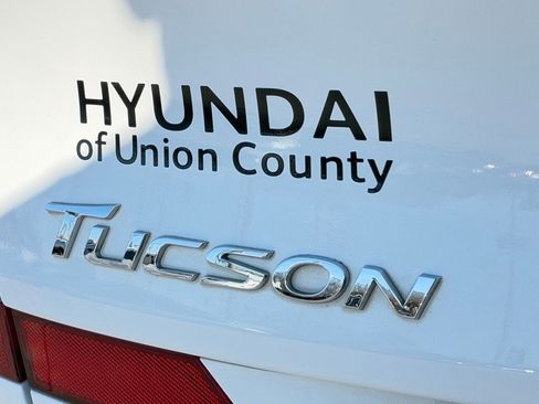 Certified 2020 Hyundai Tucson Value w/ Cargo Package image 27