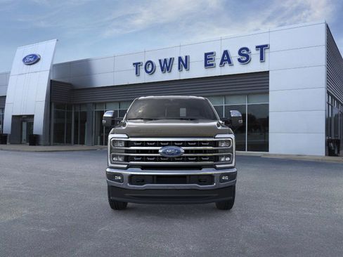 New 2026 Ford F250 Lariat w/ Chrome Package image 6