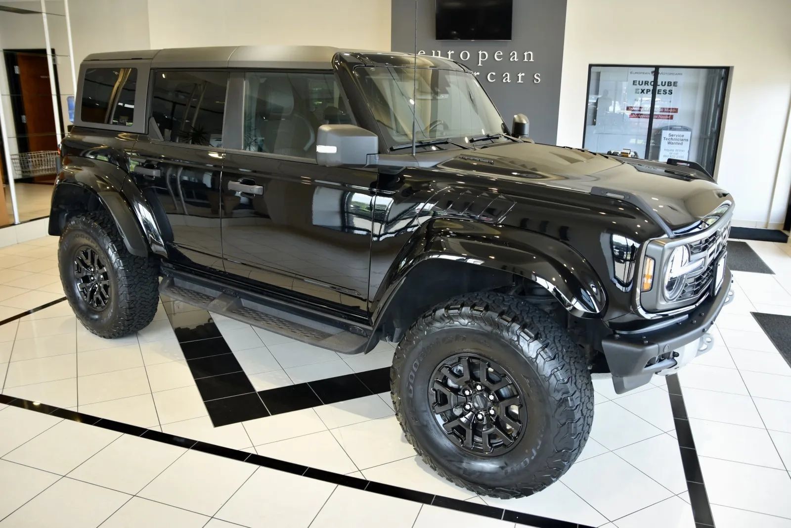 Used 2024 Ford Bronco Raptor AWD/4WD image 7