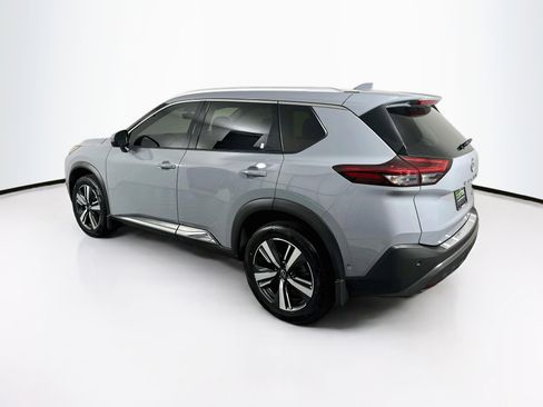 Used 2023 Nissan Rogue SL w/ SL Premium Package FWD image 5