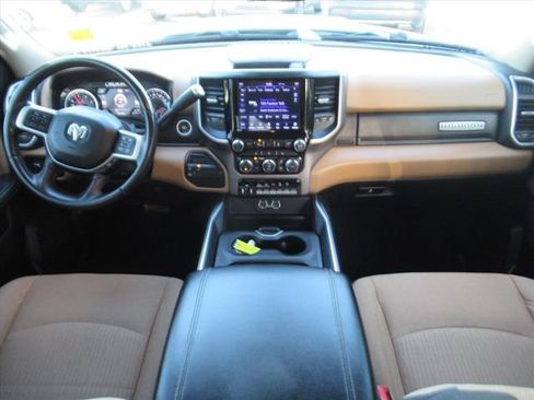 Used 2020 RAM 3500 Big Horn w/ Level 2 Equipment Group image 12