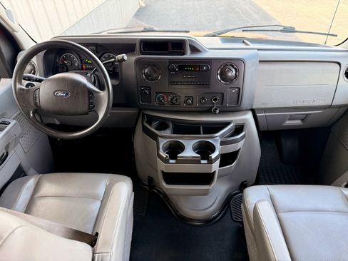 Used 2012 Ford E-150 and Econoline 150 w/ Commercial Cargo Van Pkg image 27