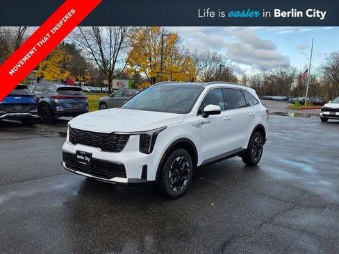 New 2026 Kia Sorento S w/ S Panoramic Sunroof Package image 3