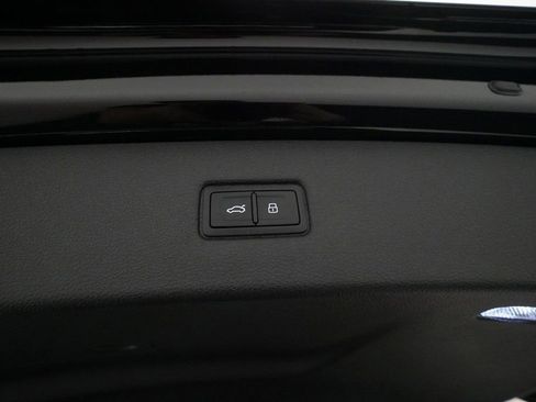 New 2026 Audi Q7 3.0T Prestige image 15