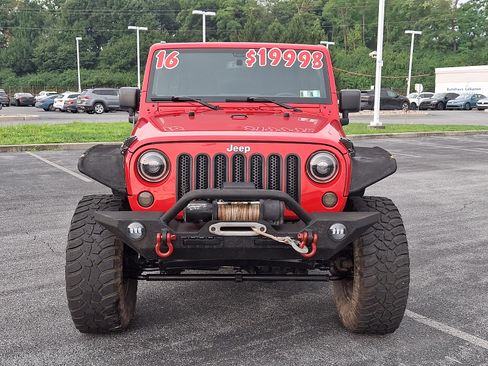Used 2016 Jeep Wrangler Unlimited Sport w/ Quick Order Package 23S AWD/4WD image 2