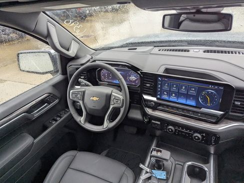 New 2026 Chevrolet Silverado 1500 LTZ w/ LTZ Convenience Package II image 20